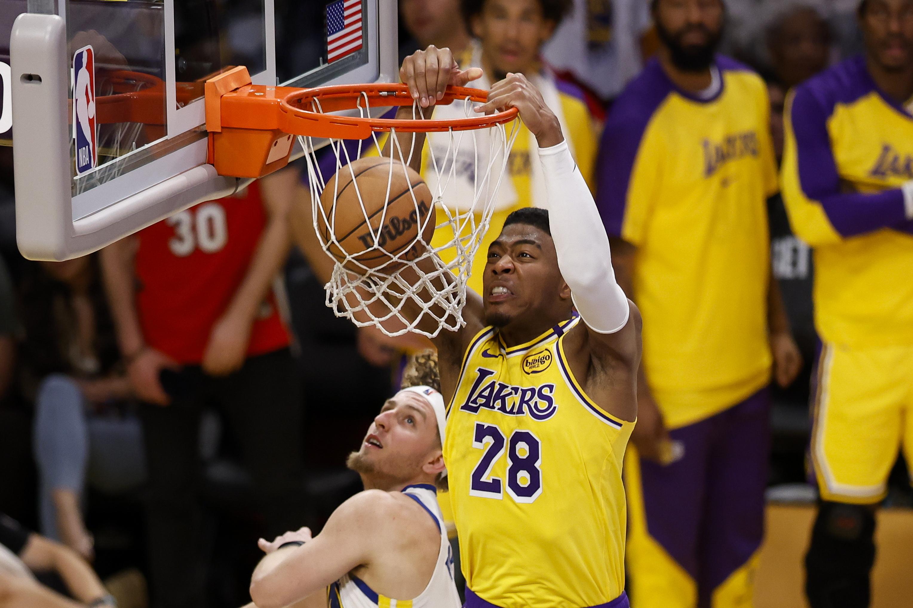 卢卡, 他在一张斯 卢卡, 他在一张斯