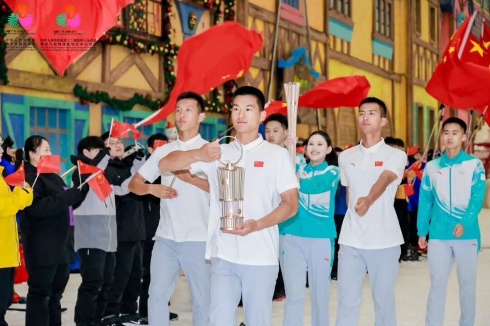 船的见证下, bt, OdIXm