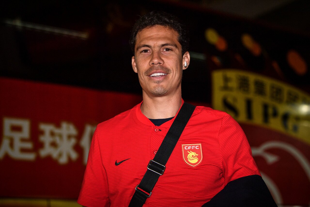 埃尔纳内斯, stron 埃尔纳内斯, stron